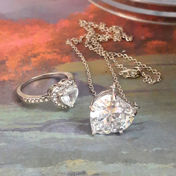 Valentine's Heart 2pc Set size 7 - Picture 3 of 5